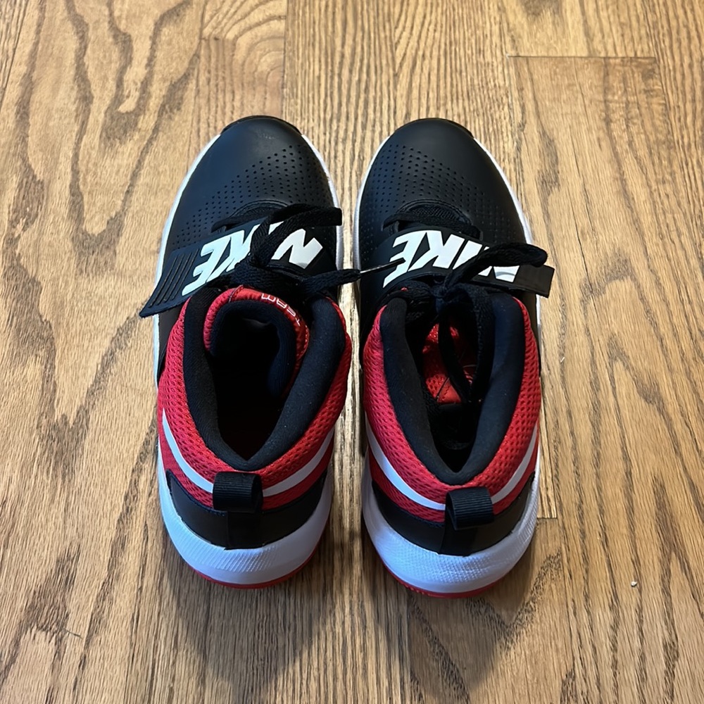 Nike team hustle size 7y - Picture 3 of 3